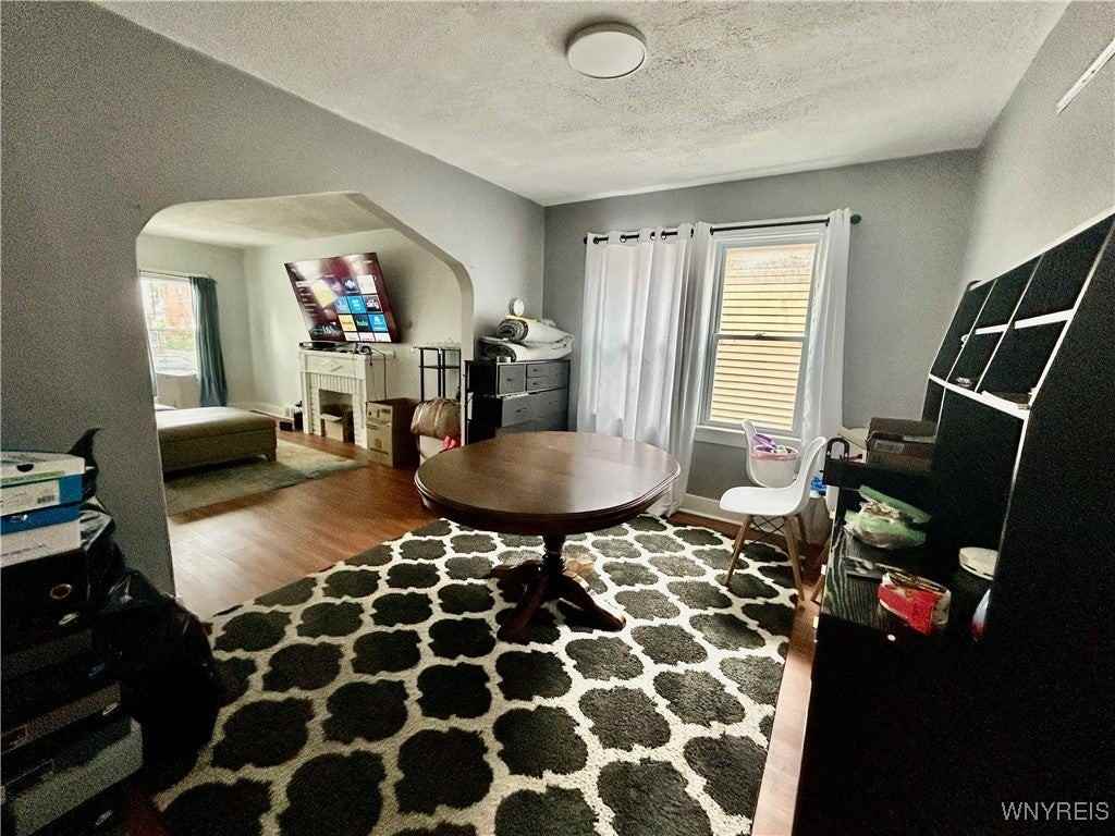 597 Englewood Ave - Photo 4 of 11