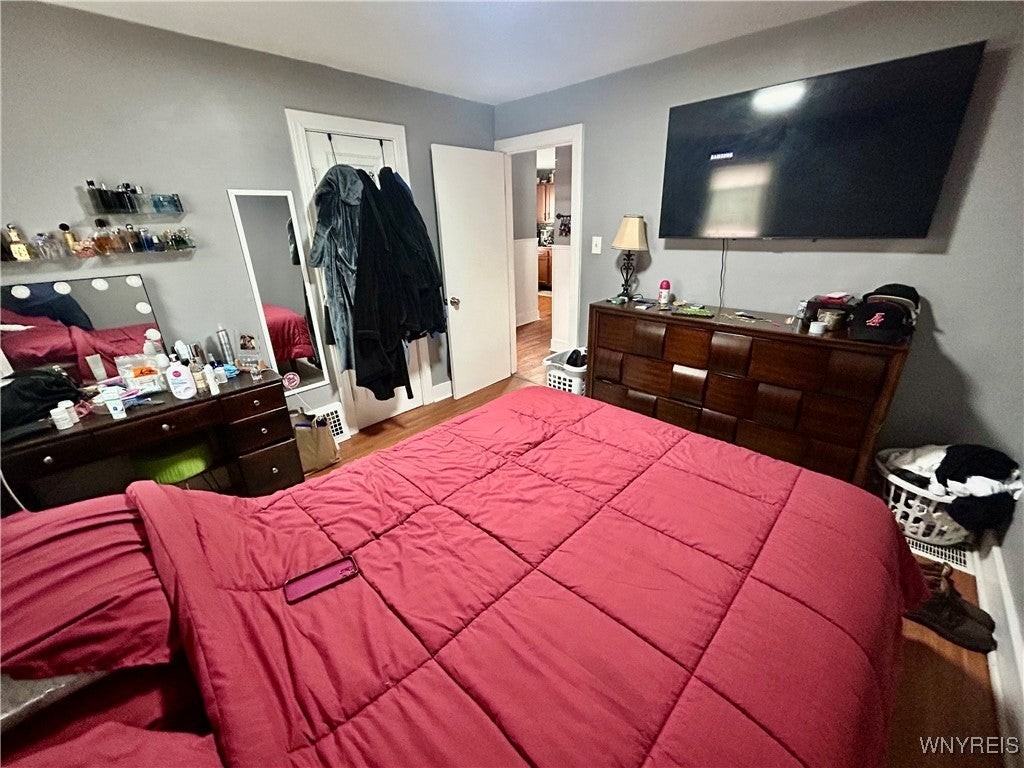 597 Englewood Ave - Photo 6 of 11