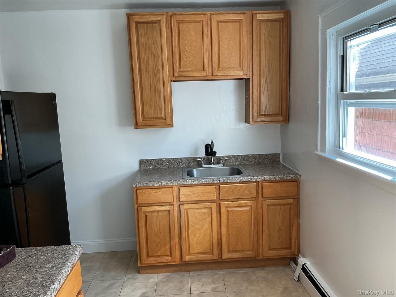 455 Main St - Photo 2 of 8