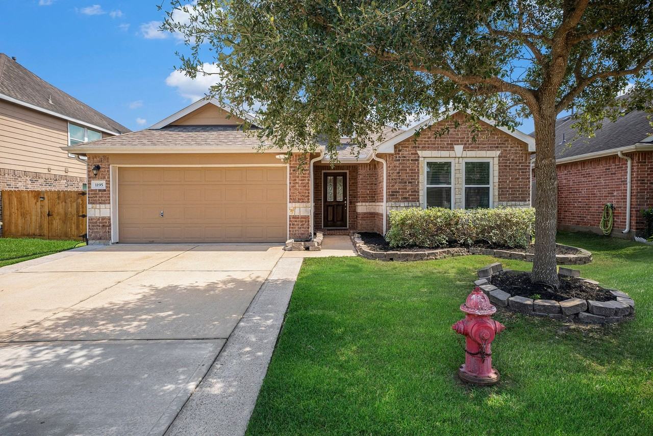 1195 Quarterhorse Dr - Photo 3 of 25