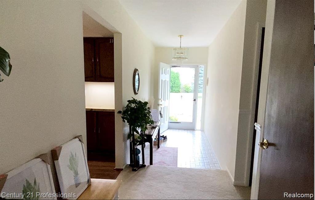 2208 Cumberland Road - Photo 3 of 50