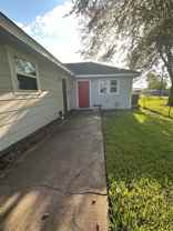 7307 Avenue O - Photo 1 of 1