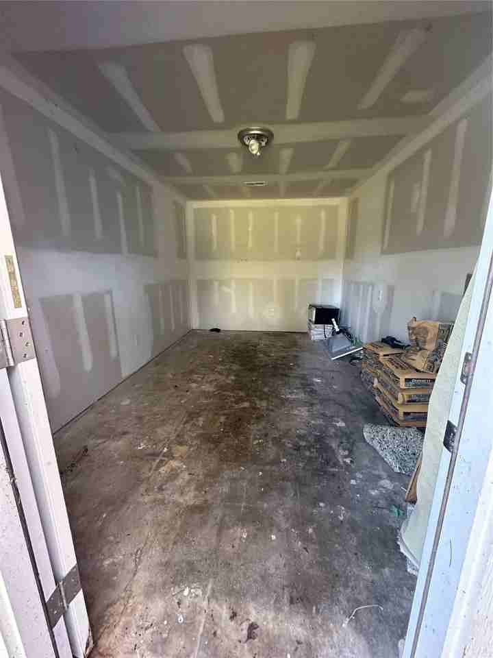 7307 Avenue O - Photo 3 of 21