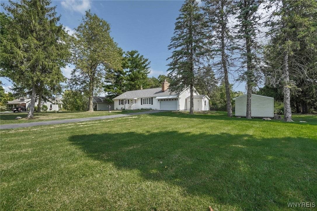 4495 Shisler Rd - Photo 2 of 31