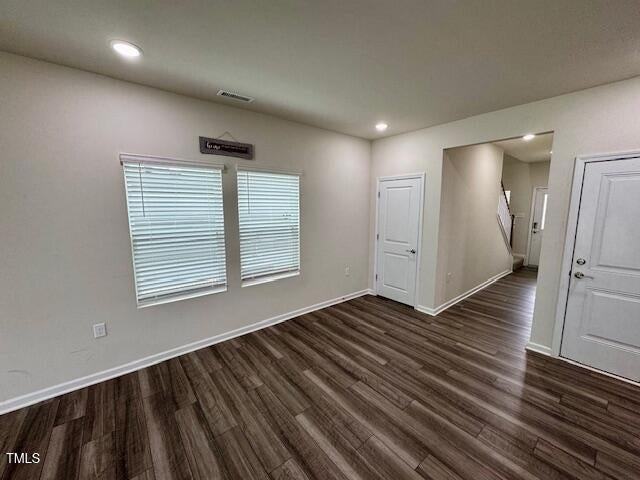 128 Rushmore Ave - Photo 3 of 30