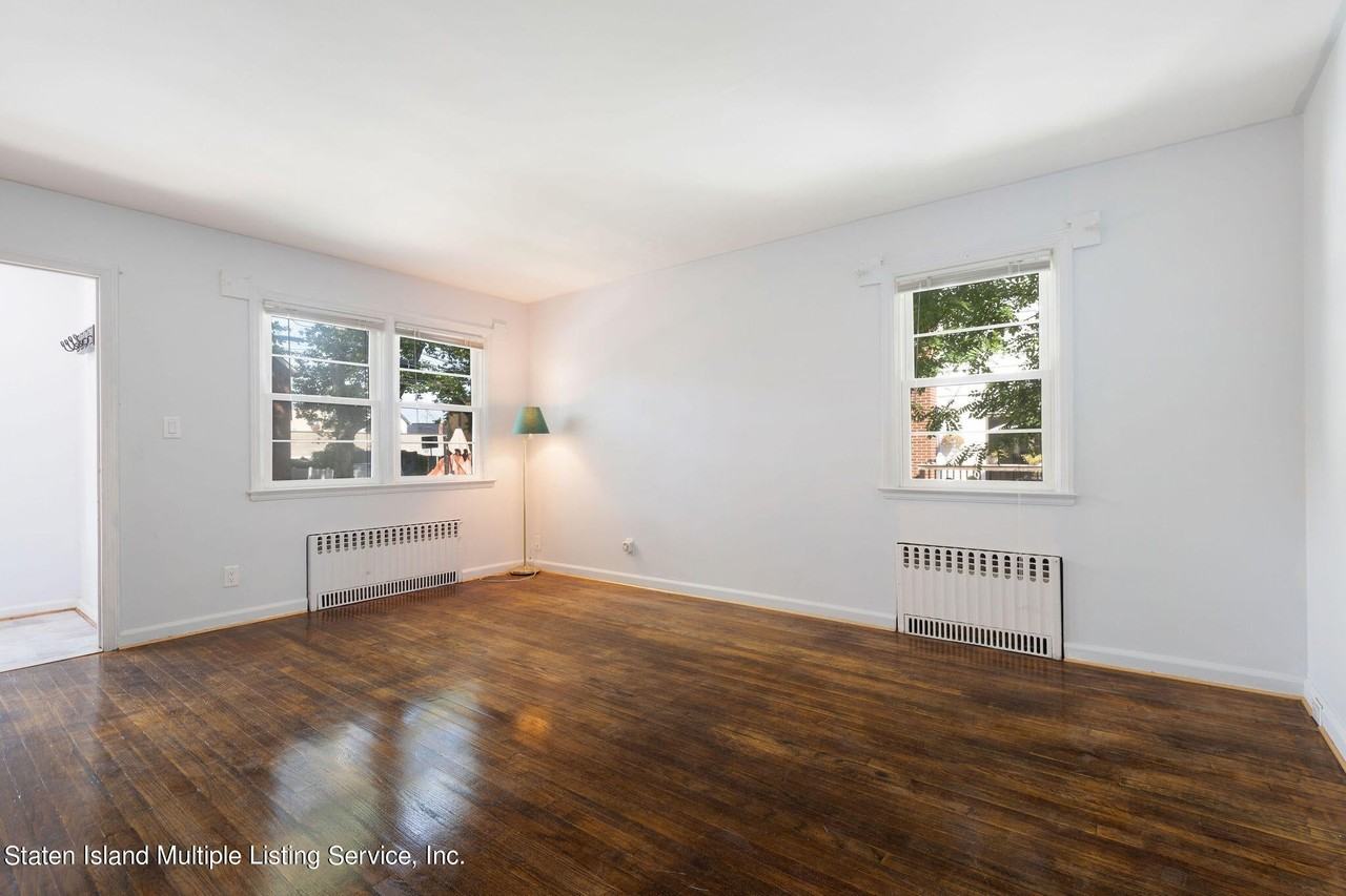 88 Fremont Ave - Photo 7 of 31