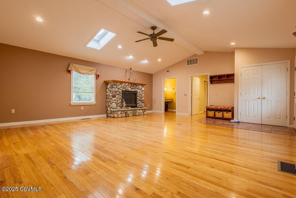 415 W 1st St - Photo 7 of 27