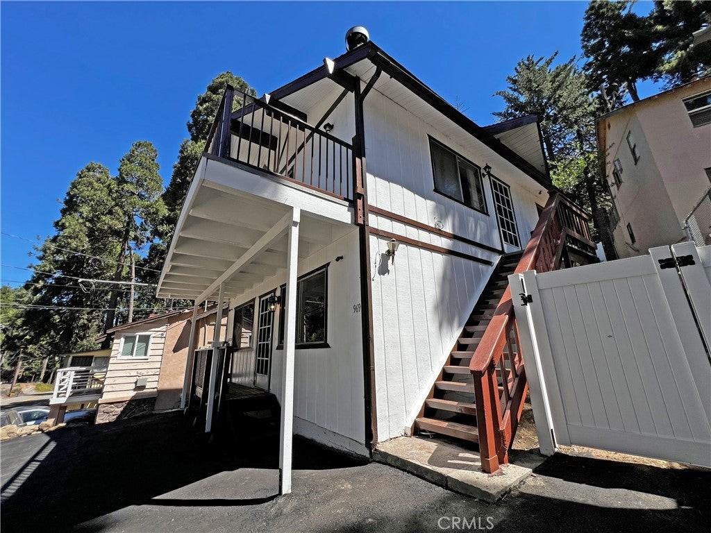 969 Fern Dr - Photo 3 of 32