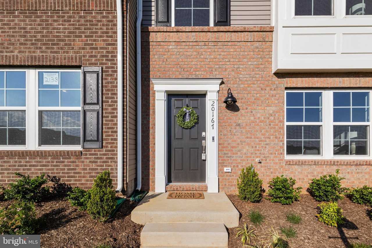 20167 Stonehaven Ave - Photo 3 of 40