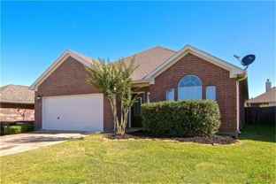2302 Oakleaf Hills Cir - Photo 1 of 1