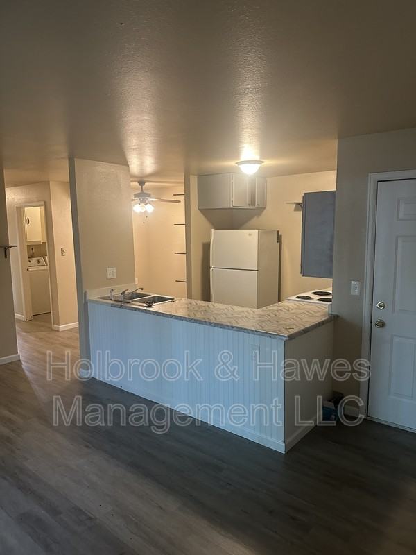 4531 E Boardwalk Dr Bldg X - Photo 4 of 21