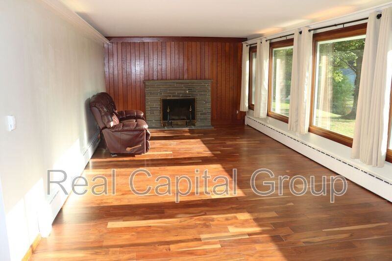 21 Alva St - Photo 2 of 20