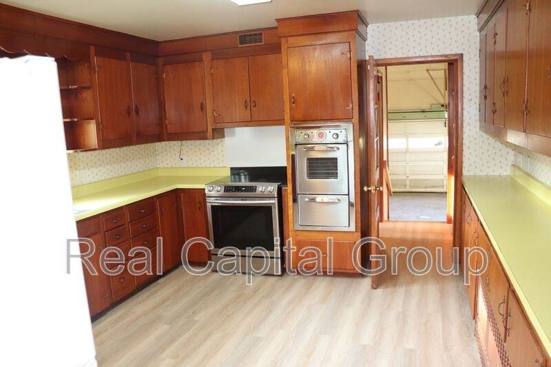 21 Alva St - Photo 4 of 20