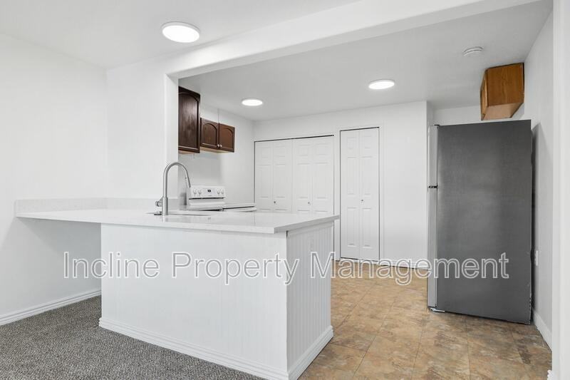 439 Es - Photo 4 of 13