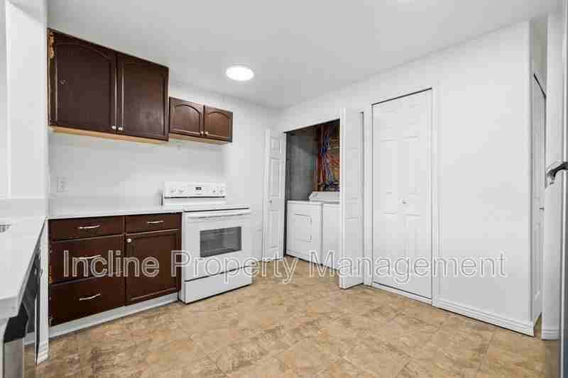 439 Es - Photo 5 of 13