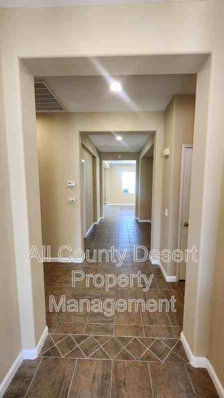 82630 Redford Way - Photo 3 of 22