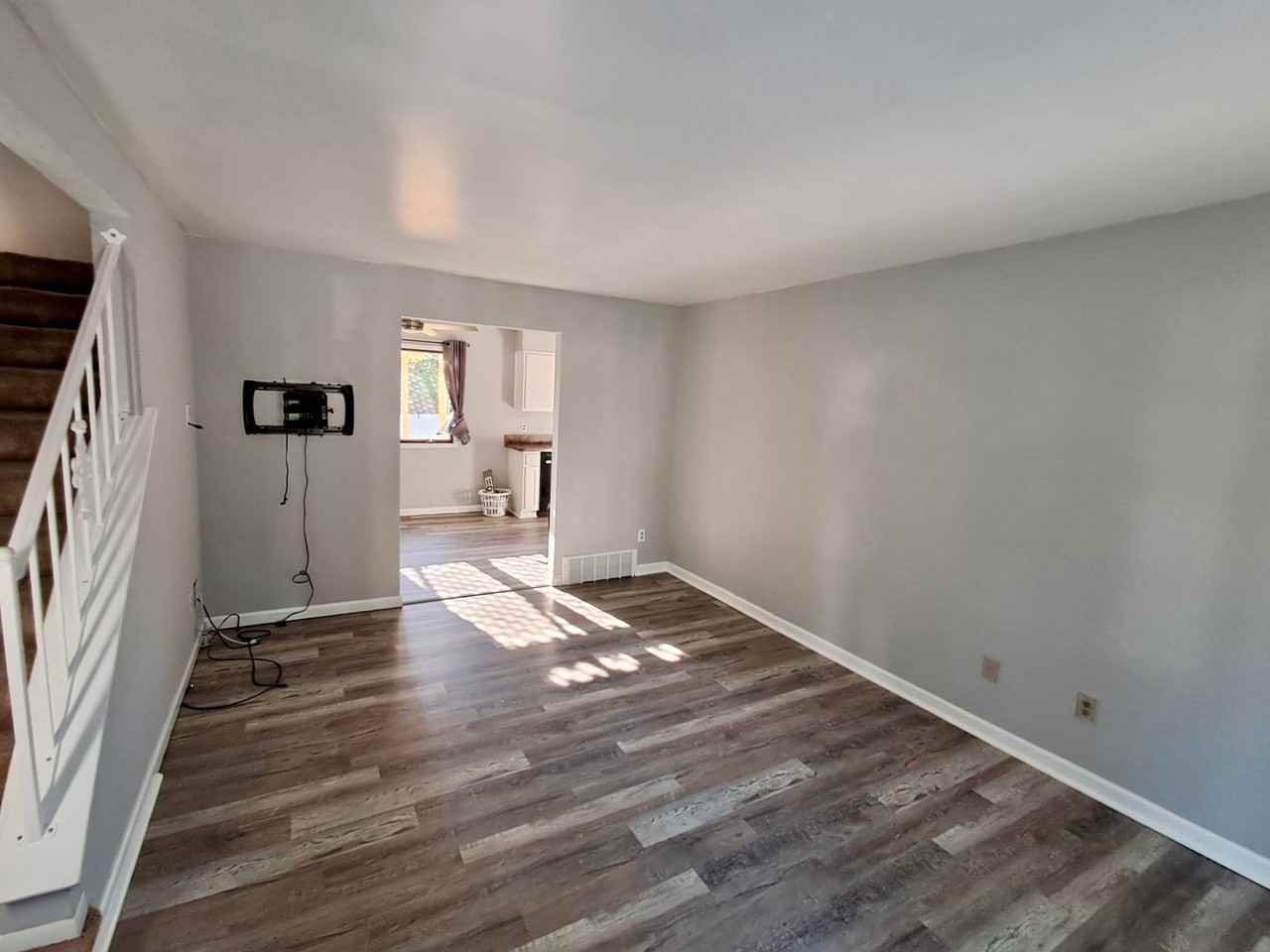 5016 Spring Well Ln - Photo 2 of 16