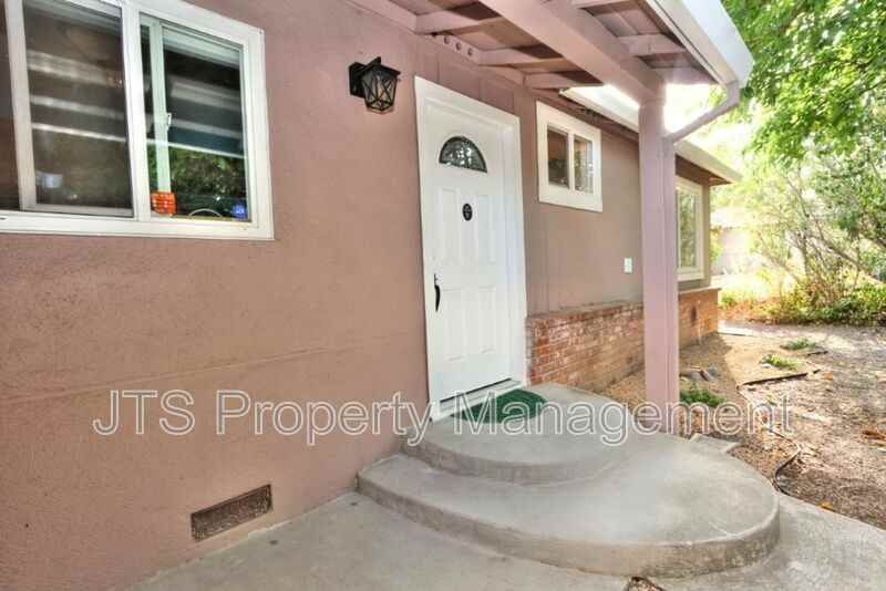 6906 Pin Oak Ct - Photo 4 of 28