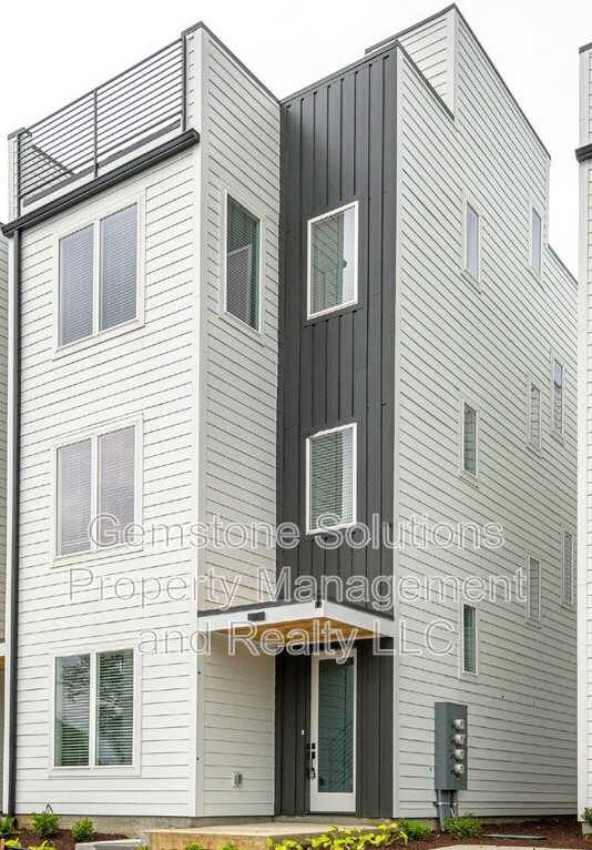 512 Cliff Cir - Photo 3 of 50