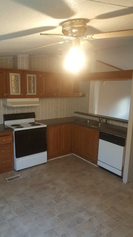 2596 1st Ave Nw - Photo 2 of 9