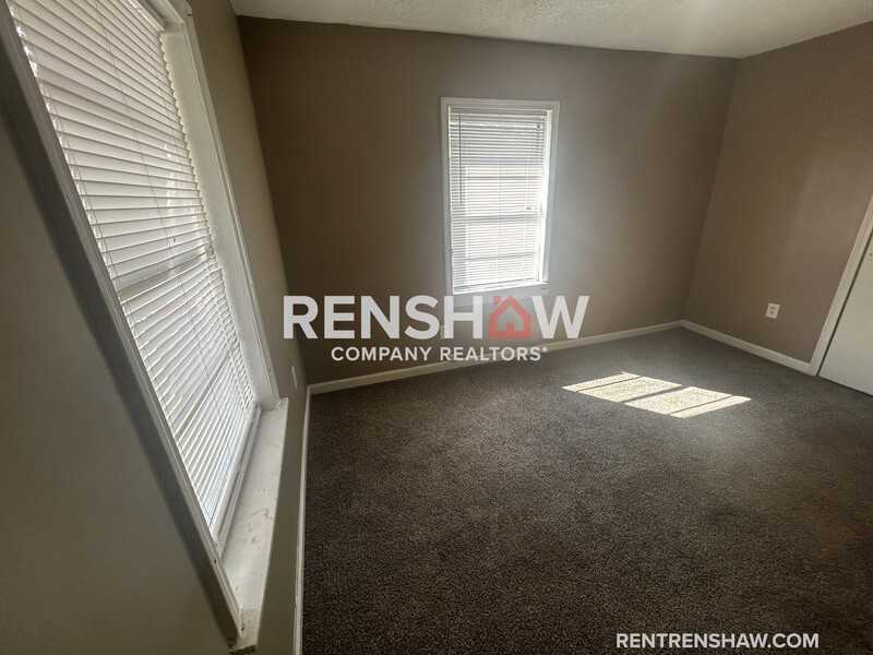 109 Maple St - Photo 2 of 13