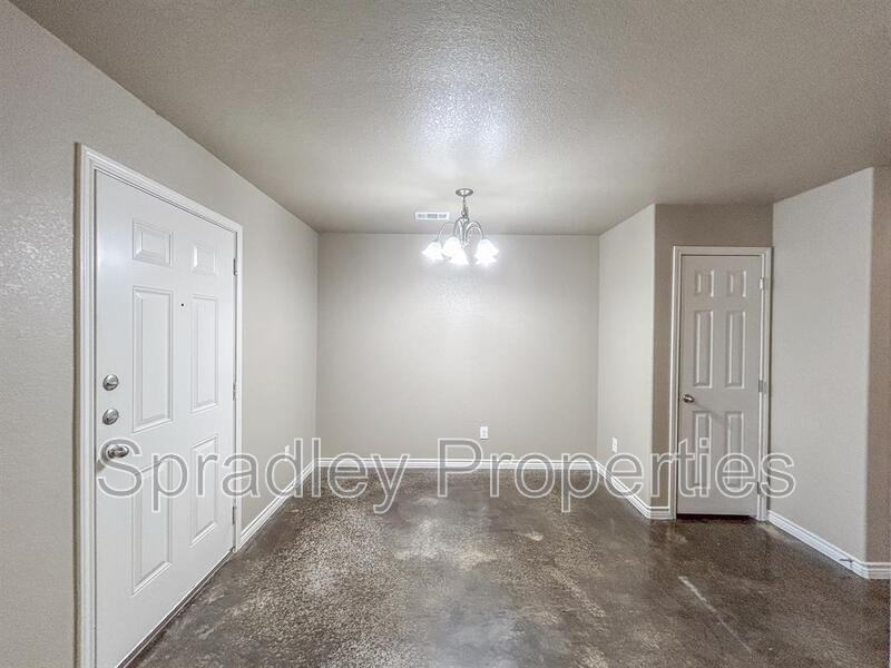 1411 Leon Rd - Photo 5 of 14