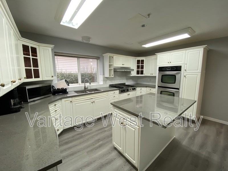 400 Morrison Ave - Photo 6 of 9