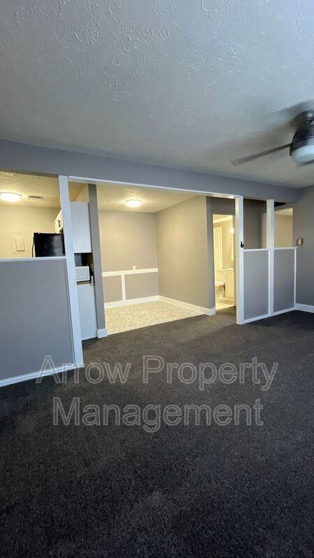 1215 E St - Photo 2 of 15