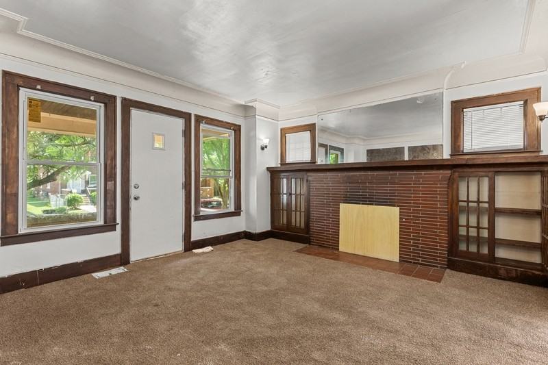 3786 Carter St - Photo 3 of 15