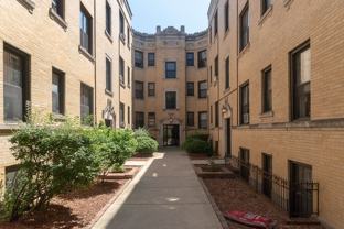 W Belden Ave #B206 - Photo 1 of 1