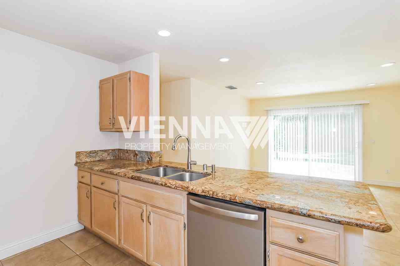 8570 Biruta Avenue - Photo 7 of 19