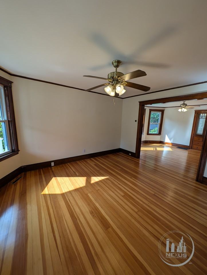 34 Pond St - Photo 5 of 31