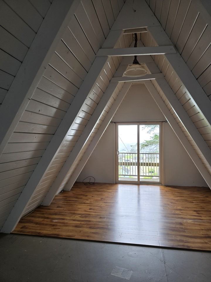 35285 Hill St - Photo 5 of 16