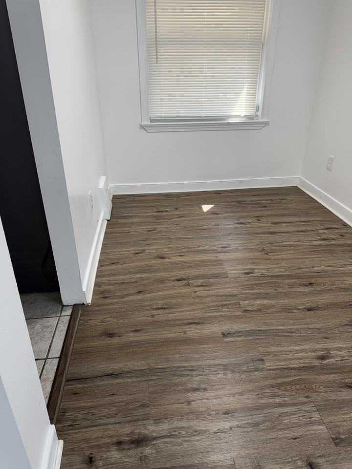 3373 Colwyn Rd - Photo 3 of 19