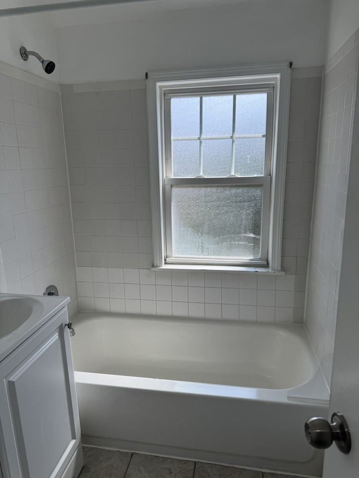 3373 Colwyn Rd - Photo 6 of 19