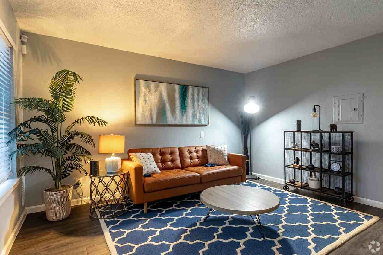 2751 E Ledbetter Dr #11 - Photo 2 of 15