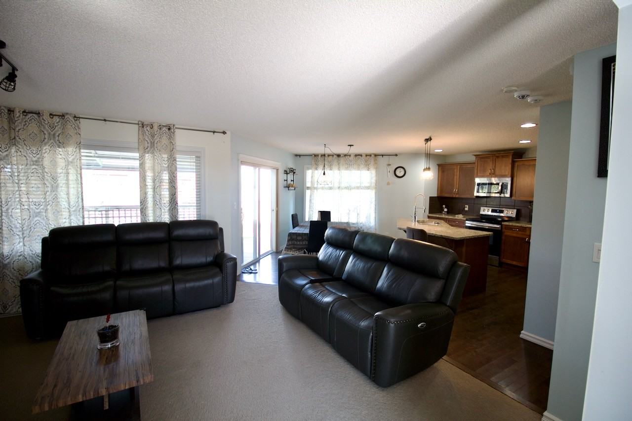 98 Walters Pl - Photo 6 of 25