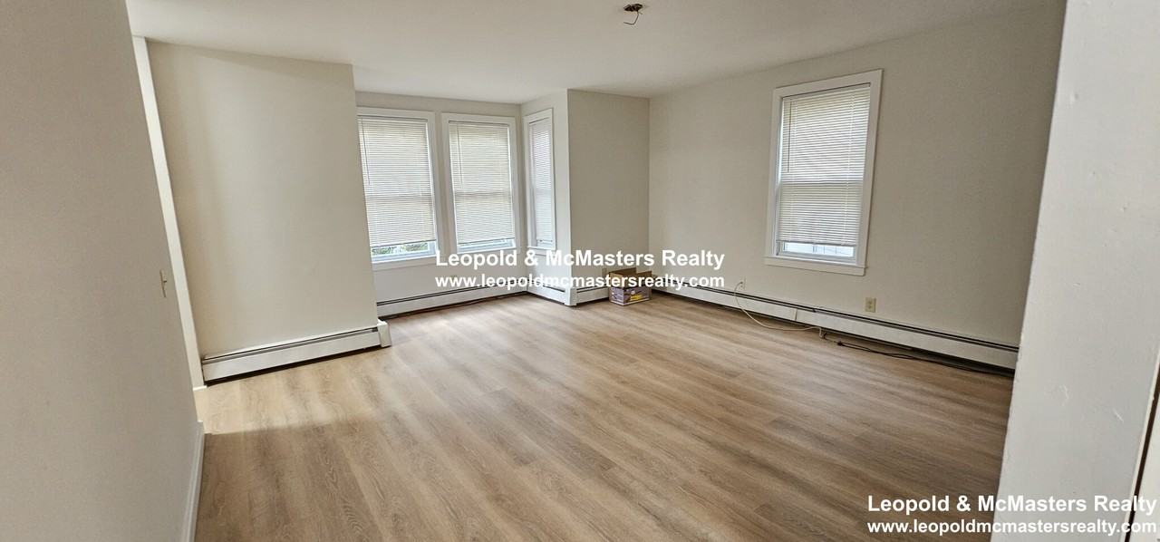 17 Sanborn St #17 - Photo 2 of 10