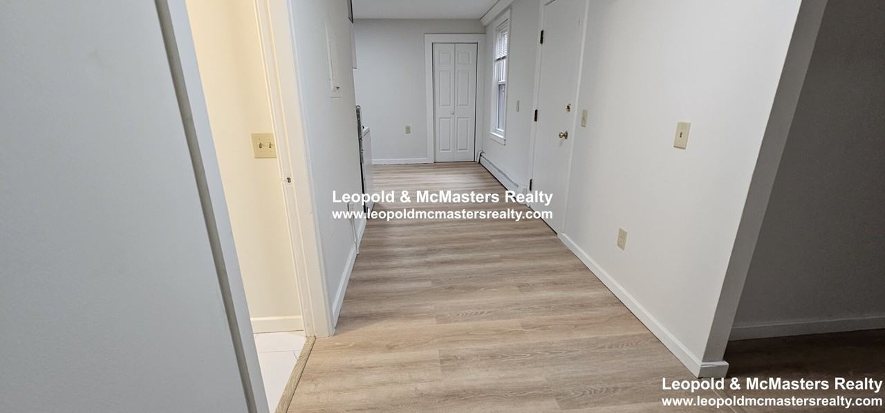 17 Sanborn St #17 - Photo 4 of 10