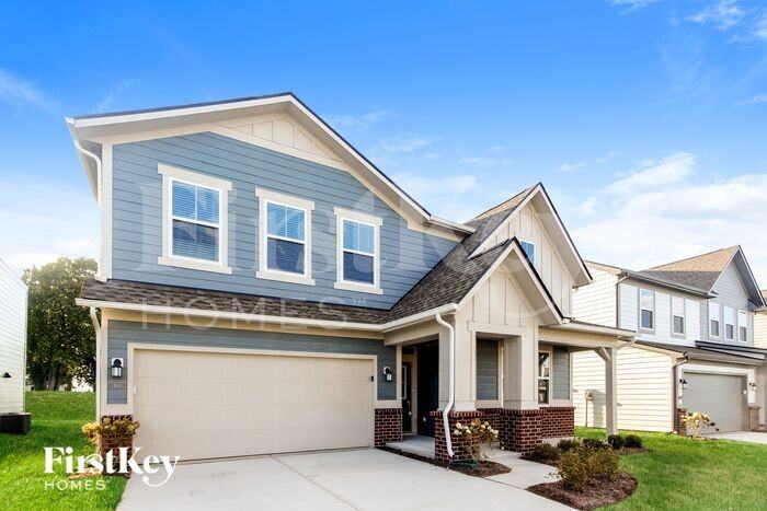 930 Shadow Dr - Photo 2 of 19