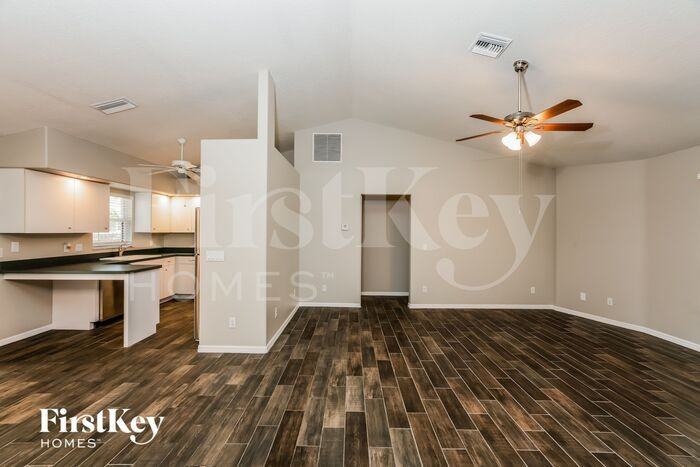 880 Flamingo Rd - Photo 3 of 15