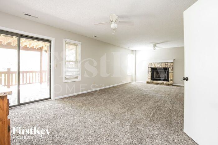 8321 N Highland Ave - Photo 3 of 15