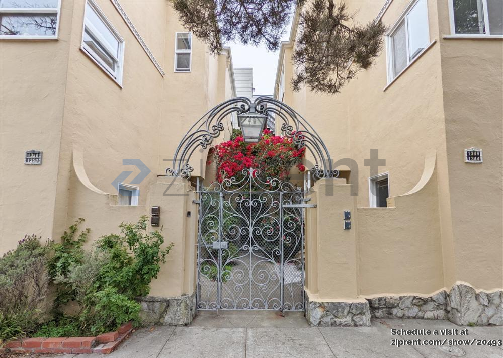 1352 Lake St - Photo 3 of 22