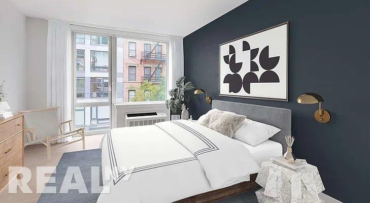 E 13th St #6DN - Photo 6 of 7