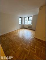 E 79th St #7A - Photo 1 of 1