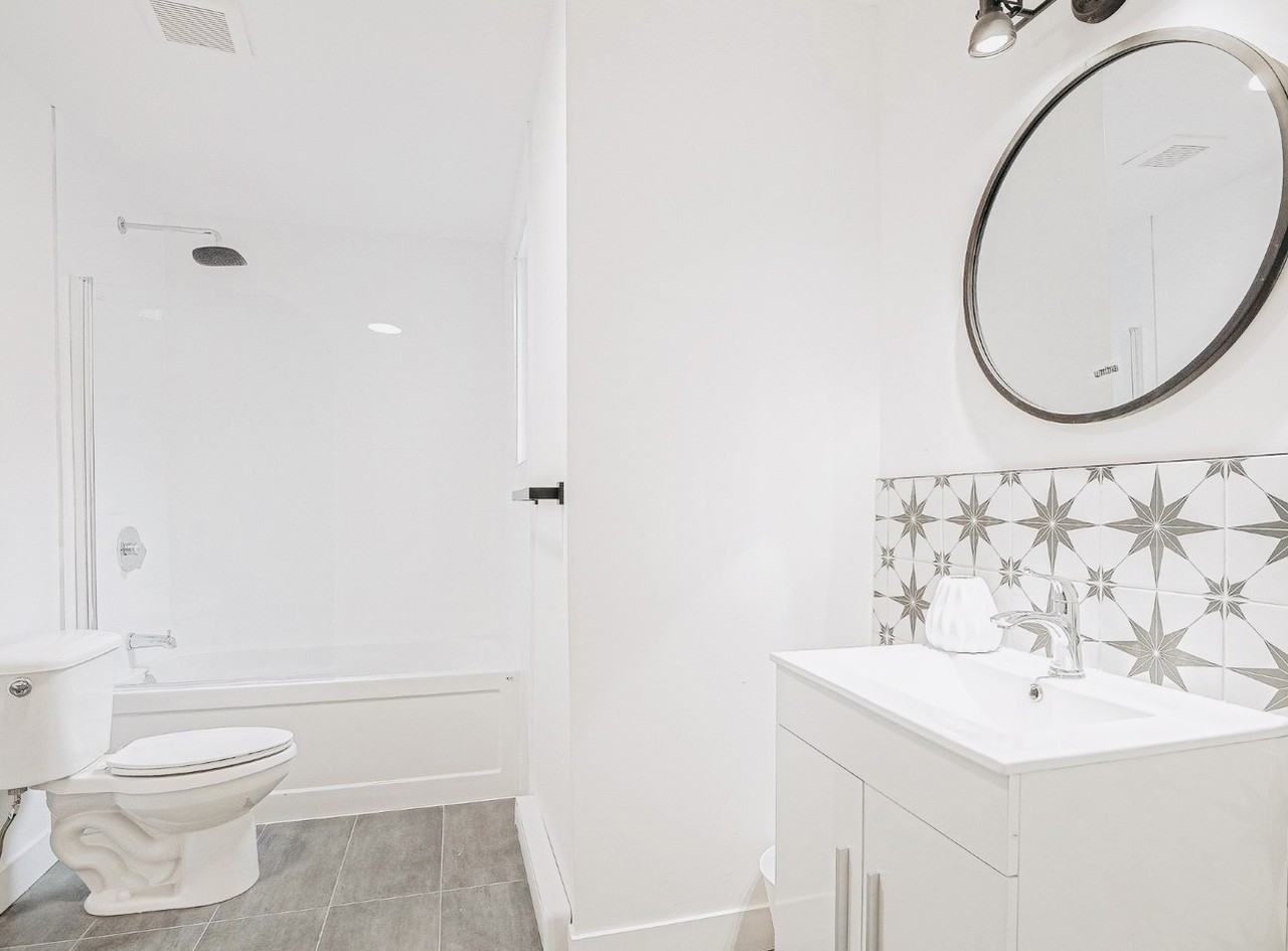 3410 Avenue de Kensington #24 - Photo 4 of 18