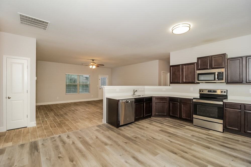 13 Dry Hollow Way - Photo 7 of 16