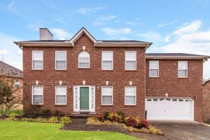 featured image of 105 Walton Trce S