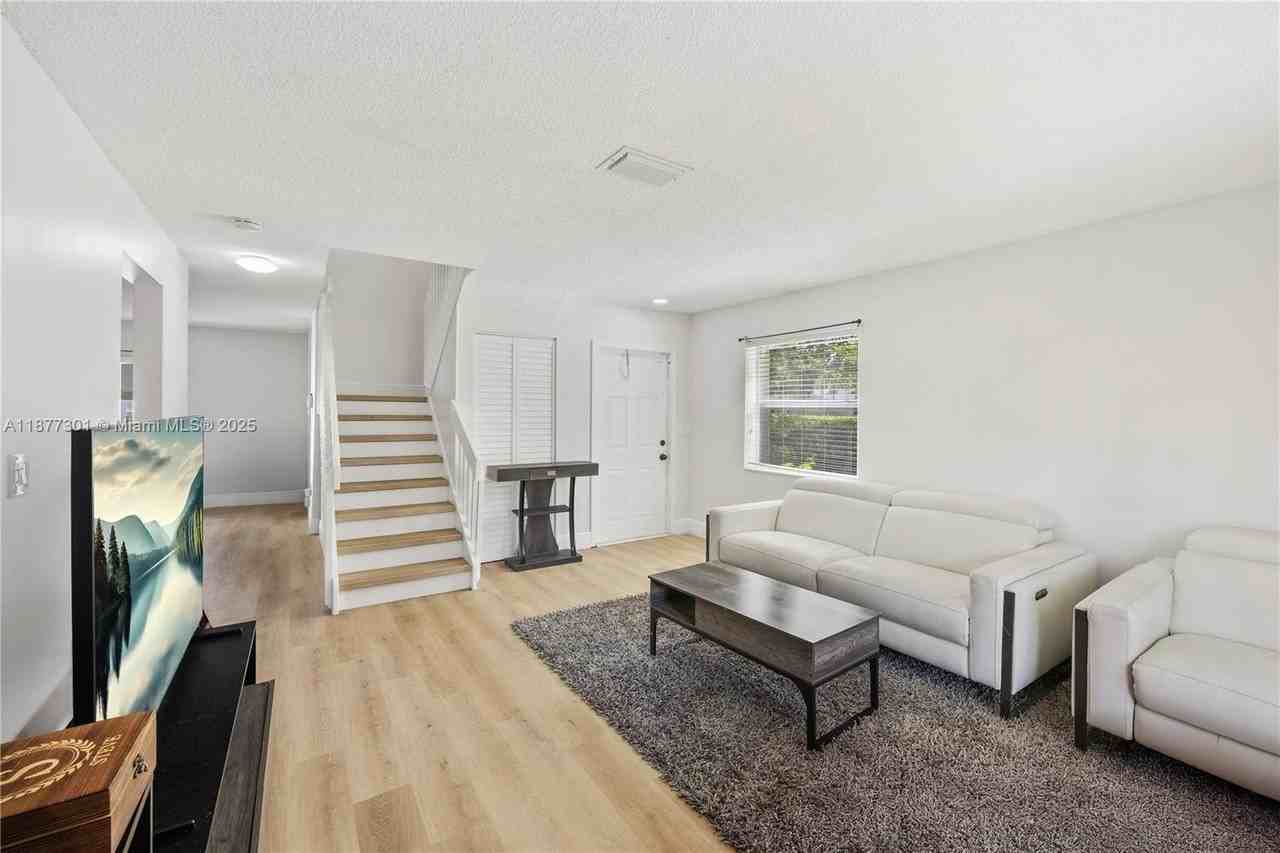 12076 Nw 42nd St #NA - Photo 5 of 36