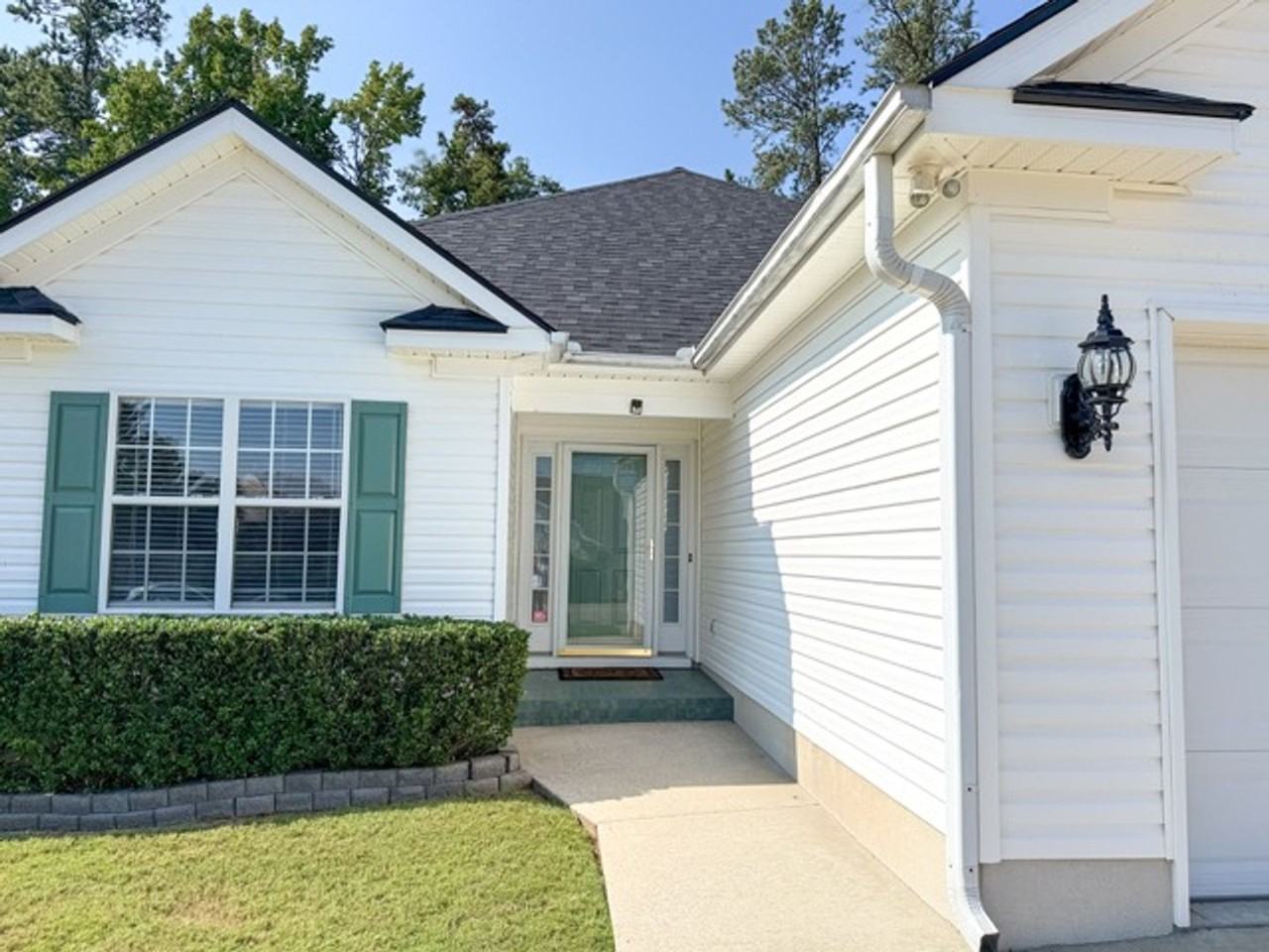 431 Connemara Trl - Photo 3 of 27